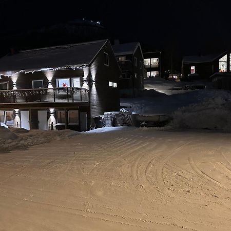 Tromsdalen Aurora Apartments Tromso Bagian luar foto